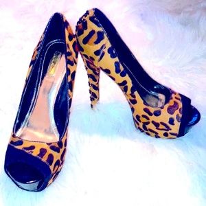 🤩Leopard Cowhide Fur Stiletto Platform Heels ⭐️POWER SALE⭐️‼️